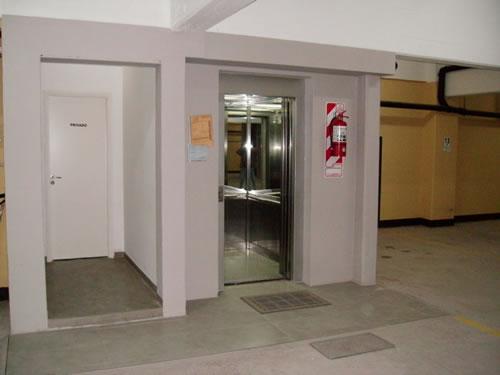 Alquilo Departamento Gesell 365 1F en Villa Gesell zona Centro Comercial a 10 mts de la Playa