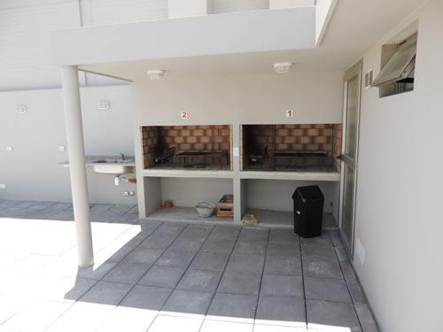 Alquilo Departamento Gesell 365 PB B en Villa Gesell zona Centro Comercial a 10 Mts de la Playa