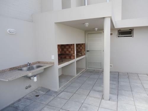 Alquilo Departamento Gesell 365 PB G en Villa Gesell zona Centro Comercial a 5 Mts de la Playa