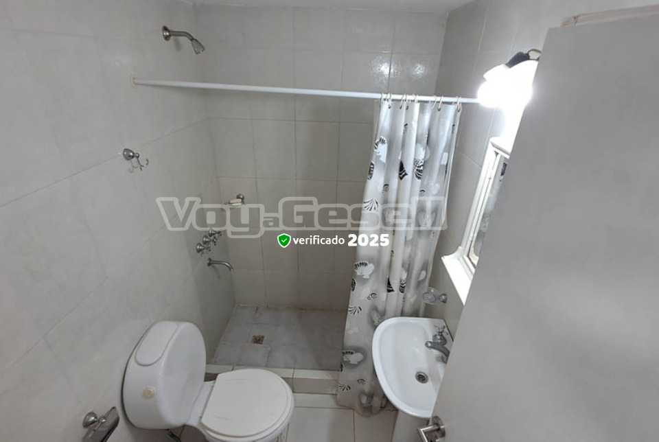 Alquilo Departamento Piedras Grises Depto 8 en Villa Gesell zona Sur a 100 Mts de la Playa