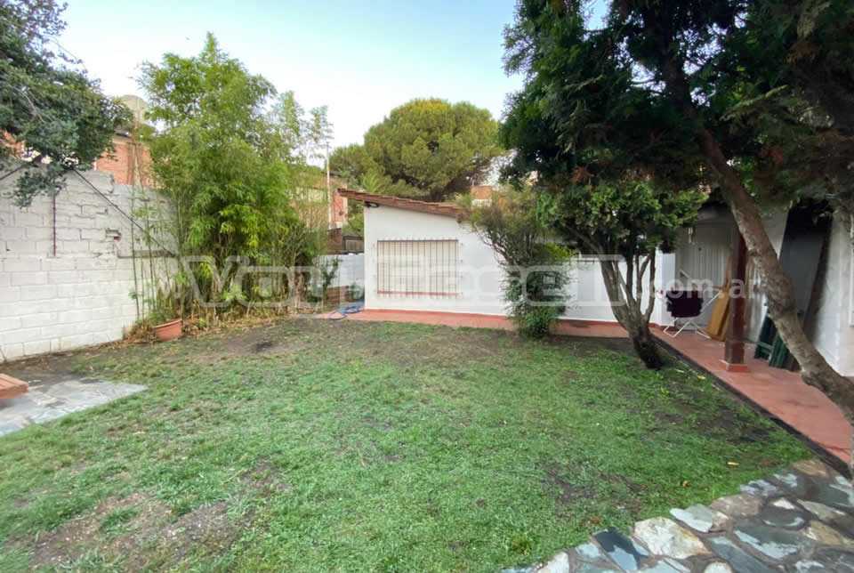 Alquilo Casa Giampa en Villa Gesell zona Centro Comercial 