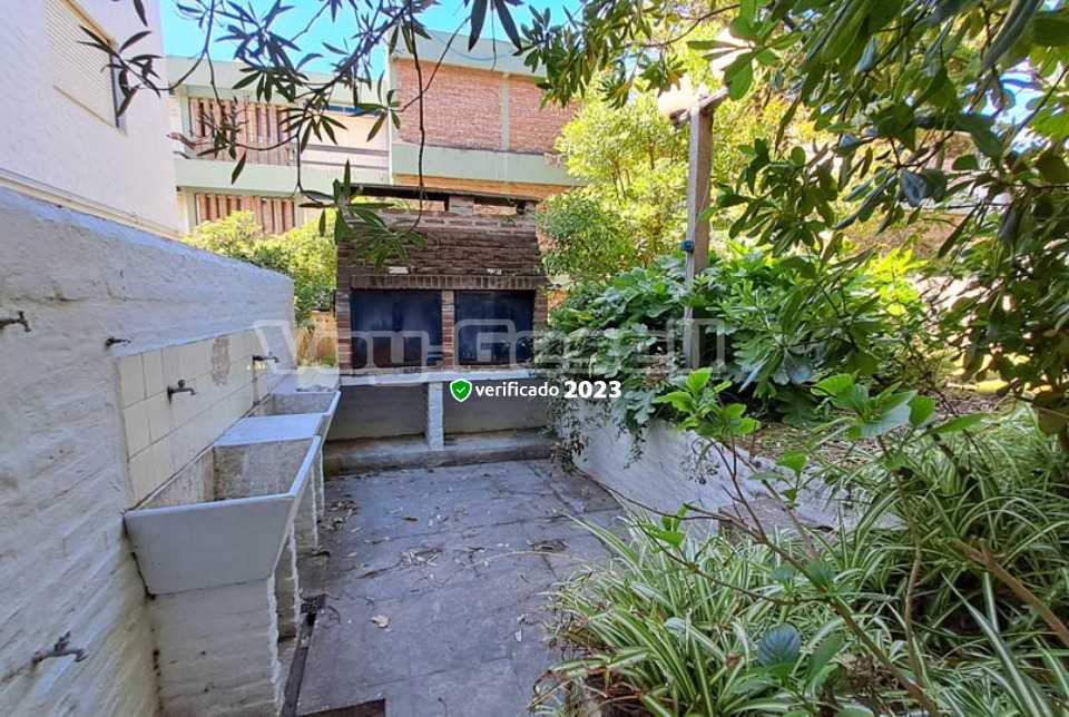 Alquilo Departamento Gure en Villa Gesell zona Barrio Norte a 50 Mts de la Playa