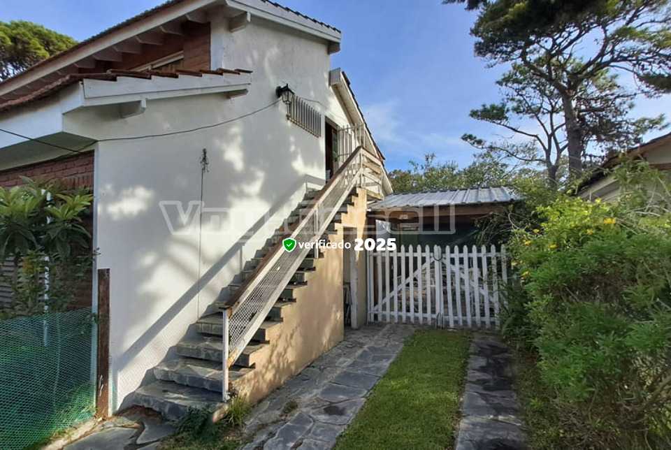 Alquilo Casa Haydee en Villa Gesell zona Sur a 500 Mts de la Playa 