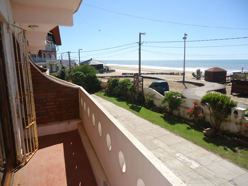 Alquilo Departamento Hola Ola en Villa Gesell zona Centro Comercial a 10 Mts de la Playa 