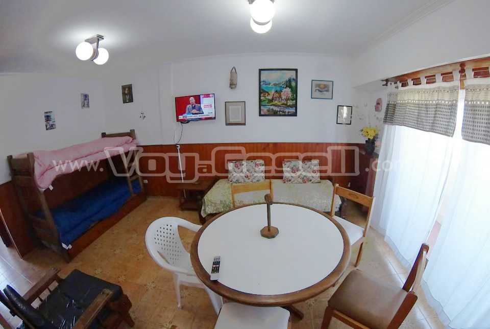 Alquilo Departamento Hola Ola en Villa Gesell zona Centro Comercial a 10 Mts de la Playa 
