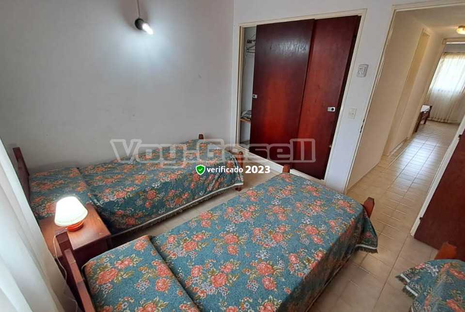 Alquilo Casa  Casa JD en Villa Gesell zona Barrio Norte a 190 Mts de la Playa