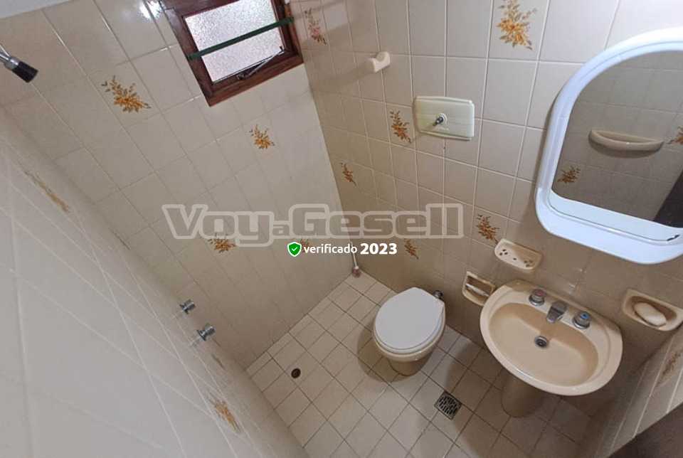 Alquilo Casa  Casa JD en Villa Gesell zona Barrio Norte a 190 Mts de la Playa 