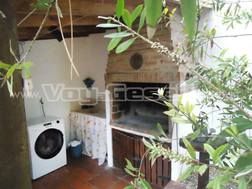 Alquilo Chalet Joaquina en Villa Gesell zona Centro a 900 Mts de la Playa