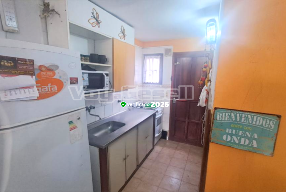 Alquilo Casa Kuyen en Villa Gesell zona Centro Comercial a 100 Mts de la Playa 