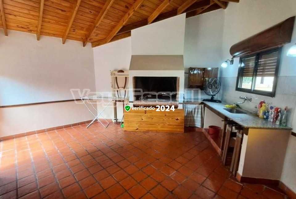 Alquilo Casa La 129 en Villa Gesell zona Centro a 700 Mts de la Playa