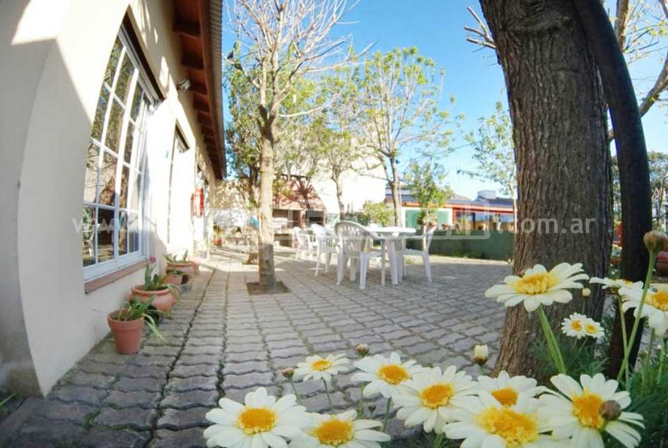 Alquilo Casa La Candela en Villa Gesell zona Centro a 450 Mts de la Playa