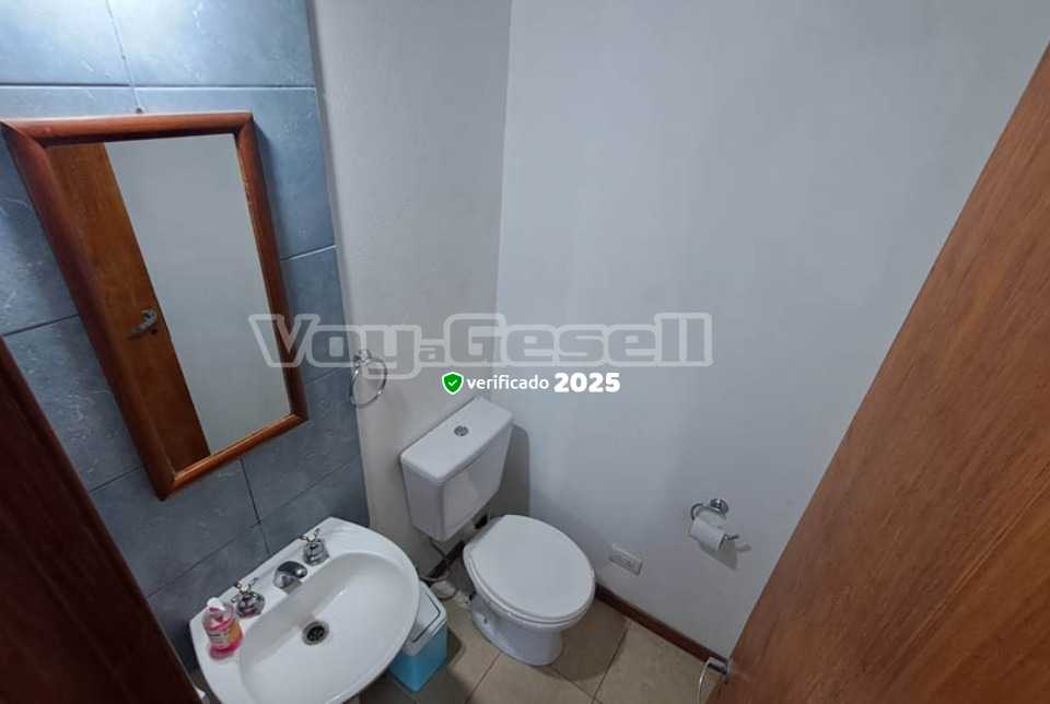 Alquilo Casa La casona en Villa Gesell zona Centro a 1500 Mts de la Playa