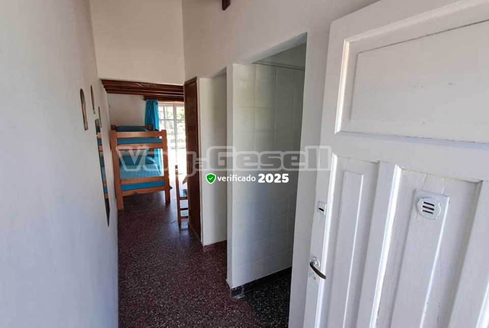 Alquilo Departamento La Catalana en Villa Gesell zona Centro Comercial a 300 Mts de la Playa 