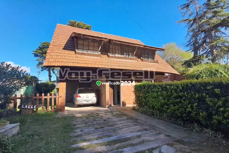 Alquilo Casa La Cle en Villa Gesell zona Centro a 2600 Mts de la Playa 