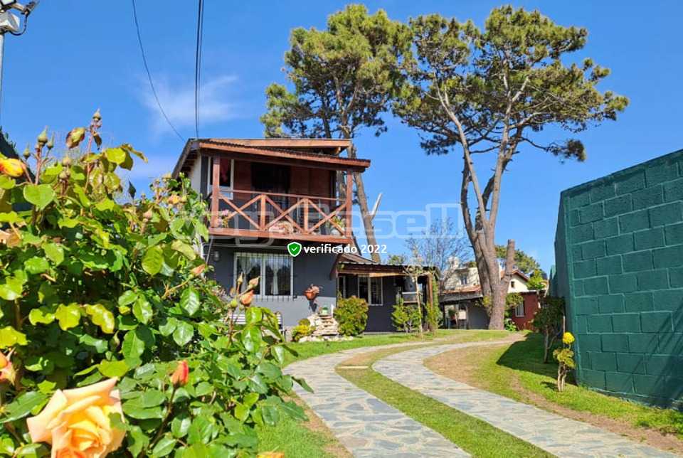 Alquilo Cabaña La Emperatriz en Villa Gesell zona Centro a 950 Mts de la Playa Ingreso