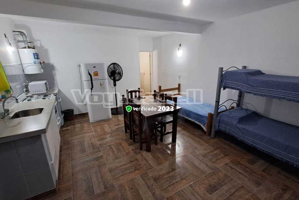 Alquilo Casa La Estrella 2 en Villa Gesell zona Centro a 1700 Mts de la Playa 