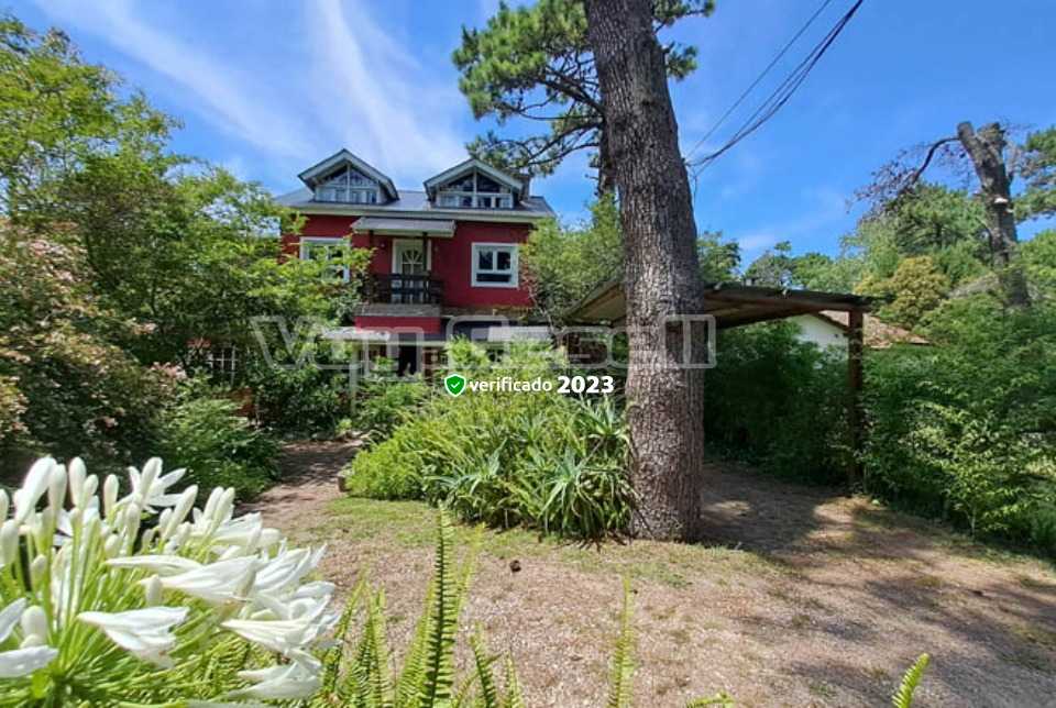 Alquilo Casa La Fuentecita en Villa Gesell zona Barrio Norte a 500 Mts de la Playa 