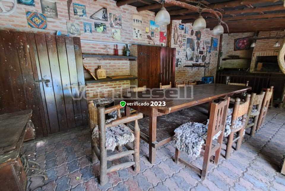 Alquilo Casa La Fuentecita en Villa Gesell zona Barrio Norte a 500 Mts de la Playa