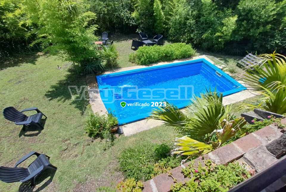 Alquilo Casa La Fuentecita en Villa Gesell zona Barrio Norte a 500 Mts de la Playa