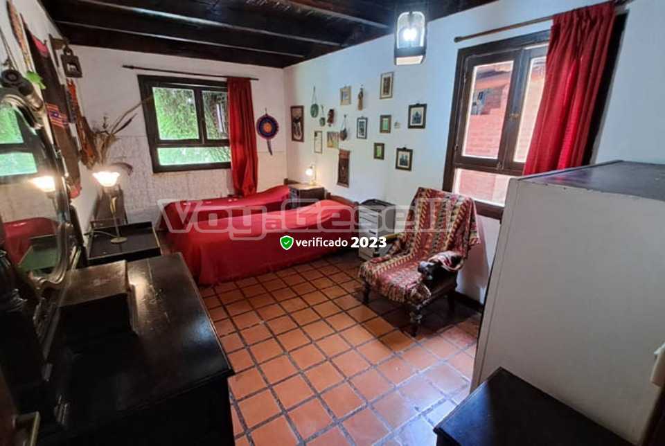 Alquilo Casa La Fuentecita en Villa Gesell zona Barrio Norte a 500 Mts de la Playa