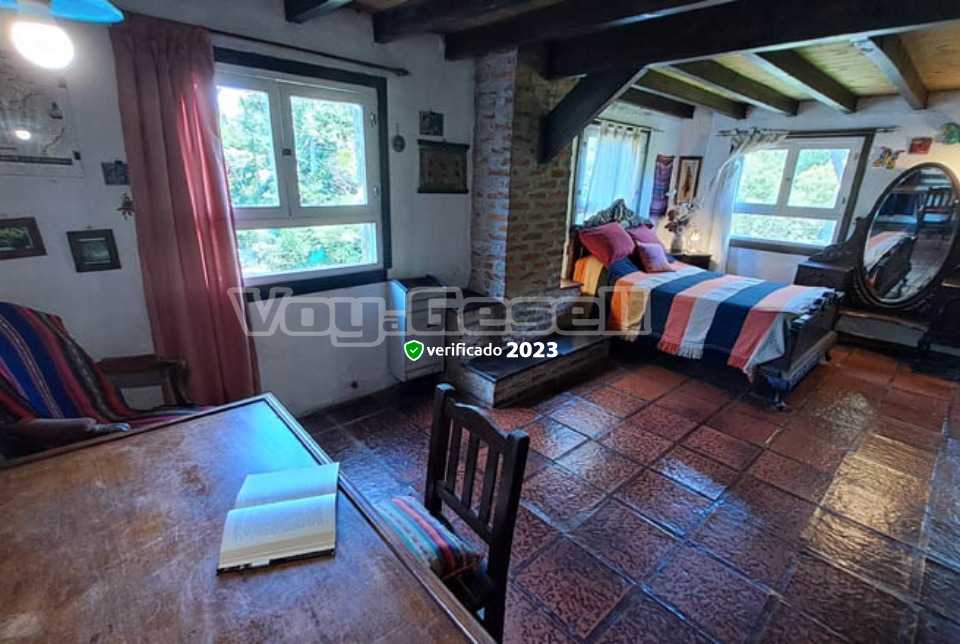 Alquilo Casa La Fuentecita en Villa Gesell zona Barrio Norte a 500 Mts de la Playa