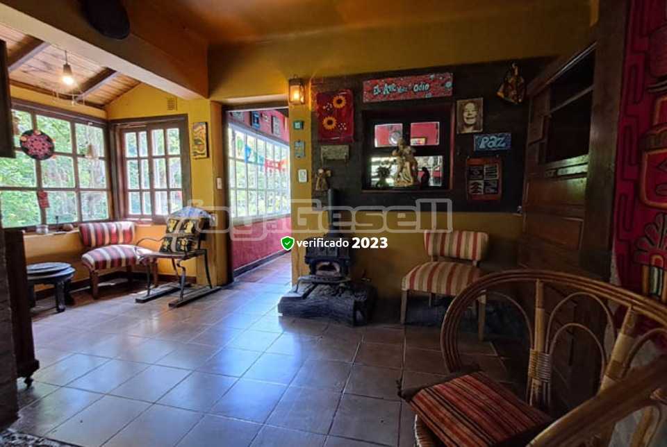 Alquilo Casa La Fuentecita en Villa Gesell zona Barrio Norte a 500 Mts de la Playa 