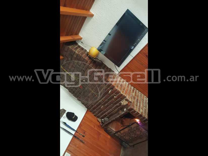 Alquilo Chalet La Liberte en Villa Gesell zona Sur a 50 mts de la Playa 