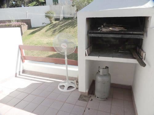 Alquilo Departamento La Sirena 11 en Villa Gesell zona Centro a 200 Mts de la Playa