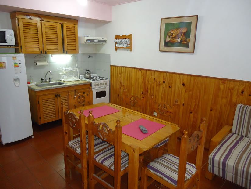 Alquilo Departamento La Sirena 6 en Villa Gesell zona Centro a 200 Mts de la Playa 