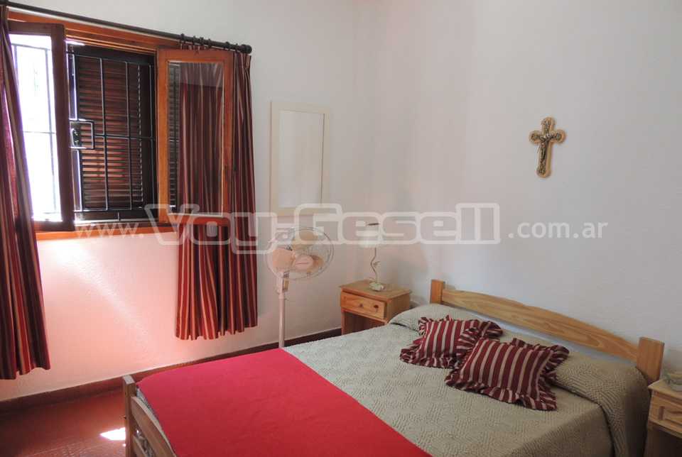 Alquilo Casa Lala en Villa Gesell zona Sur a 200 Mts de la Playa