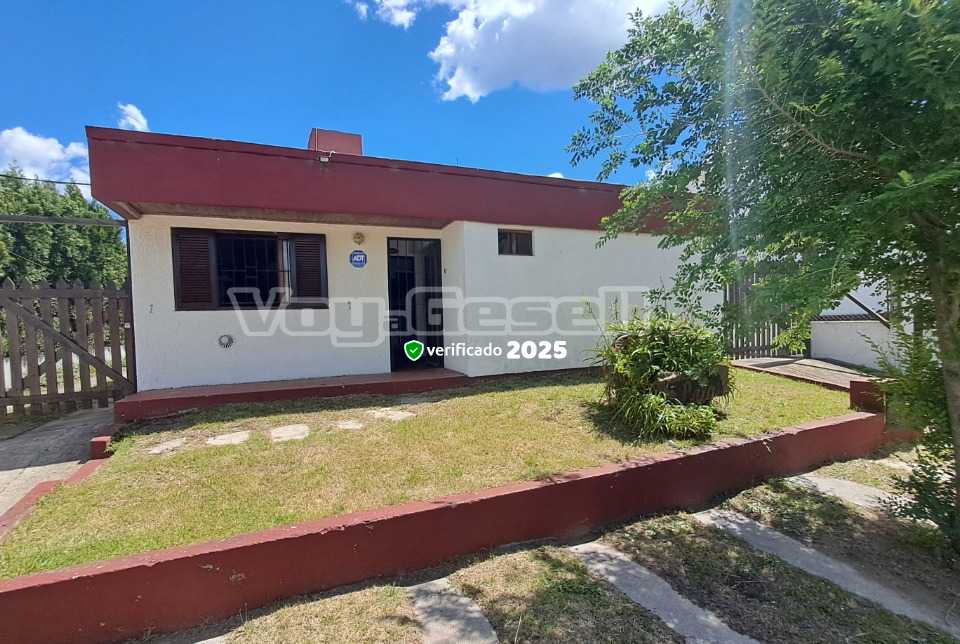 Lala: Casa en Villa Gesell zona Sur