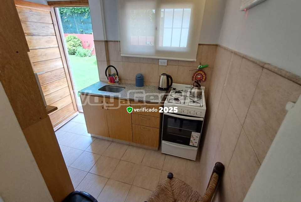 Alquilo Casa Las 3 Marias en Villa Gesell zona Centro Comercial a 550 Mts de la Playa