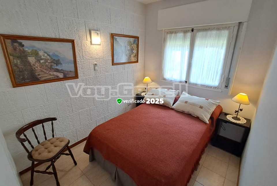 Alquilo Casa Las 3 Marias en Villa Gesell zona Centro Comercial a 550 Mts de la Playa