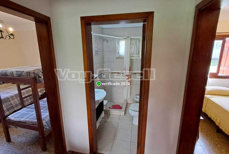 Alquilo Casa Las Margaritas en Villa Gesell zona Centro a 200 Mts de la Playa 