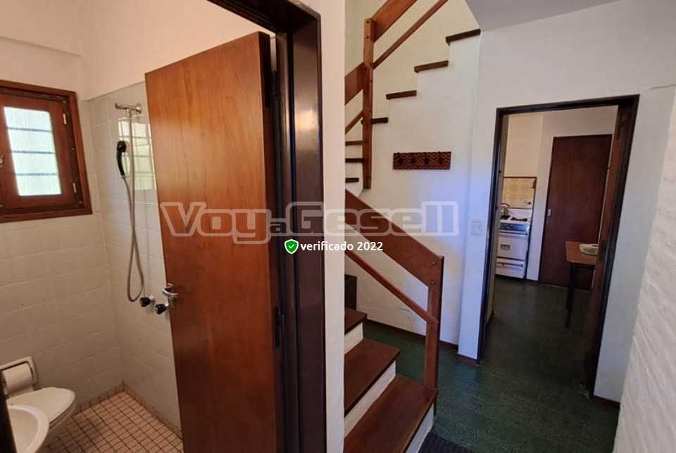 Alquilo Casa Lenga y Cimarron en Villa Gesell zona Barrio Norte a 400 Mts de la Playa Ingreso