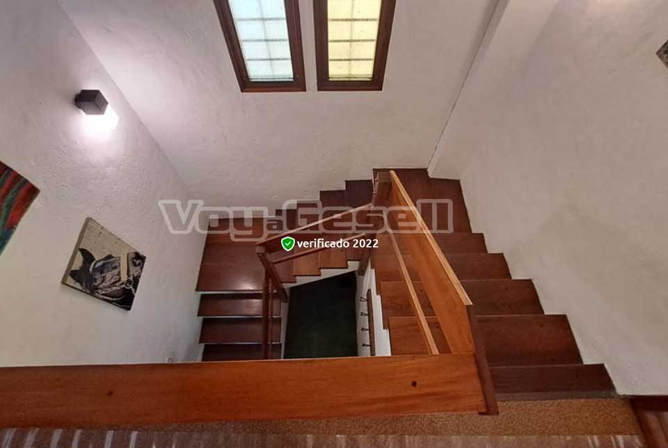 Alquilo Casa Lenga y Cimarron en Villa Gesell zona Barrio Norte a 400 Mts de la Playa