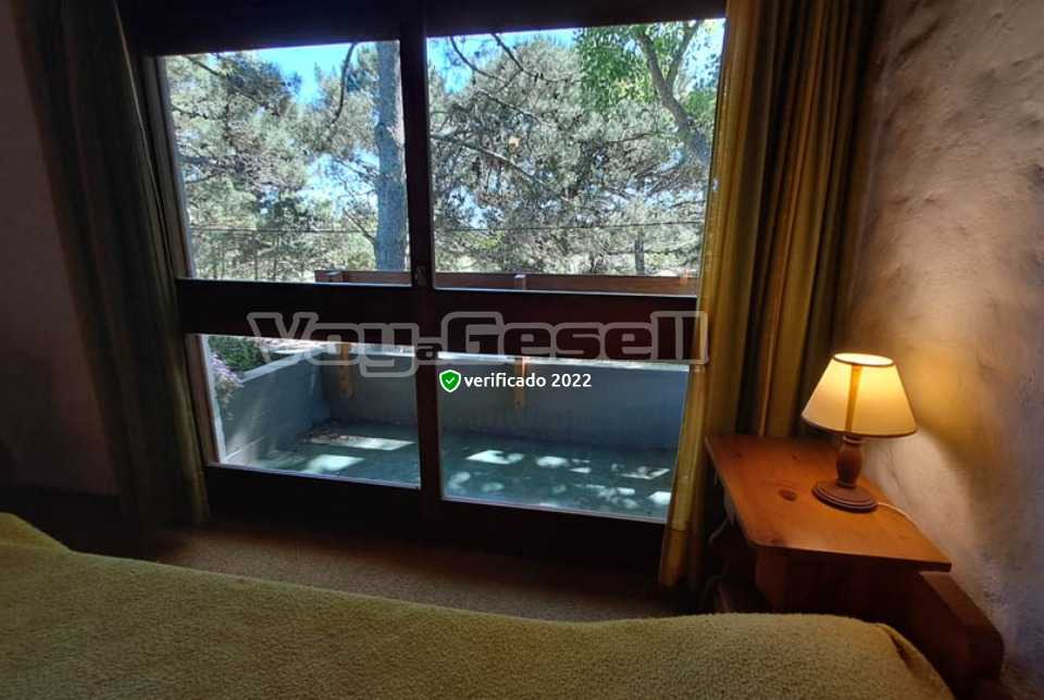 Alquilo Casa Lenga y Cimarron en Villa Gesell zona Barrio Norte a 400 Mts de la Playa