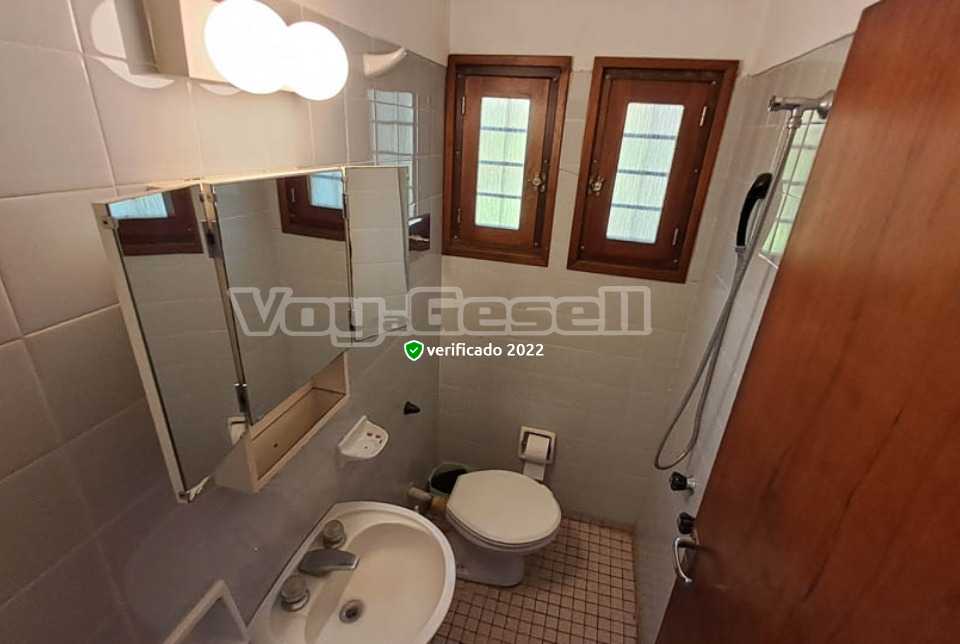 Alquilo Casa Lenga y Cimarron en Villa Gesell zona Barrio Norte a 400 Mts de la Playa