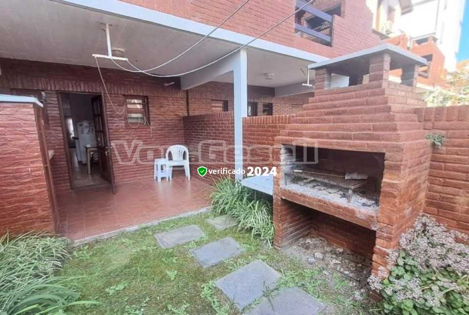 Alquilo Departamento Liberta 3 en Villa Gesell zona Centro Comercial a 130 mts de la Playa