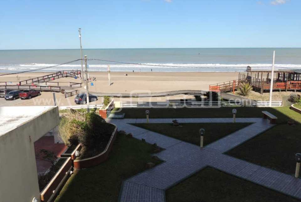 Alquilo Departamento Libra 18 1B en Villa Gesell zona Centro Comercial a 20 mts de la Playa