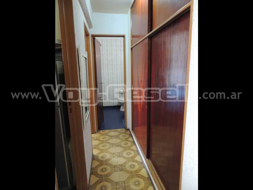 Alquilo Departamento Libra V 10E en Villa Gesell zona Centro Comercial a 200 mts de la Playa