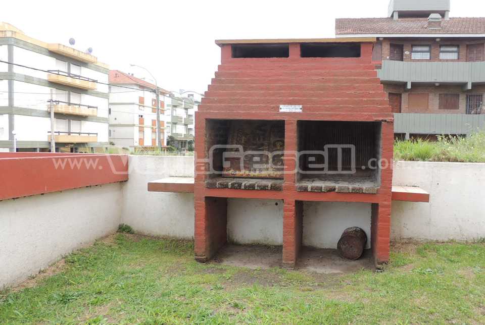 Alquilo Departamento Libra XII 1E en Villa Gesell zona Sur a 100 mts de la Playa