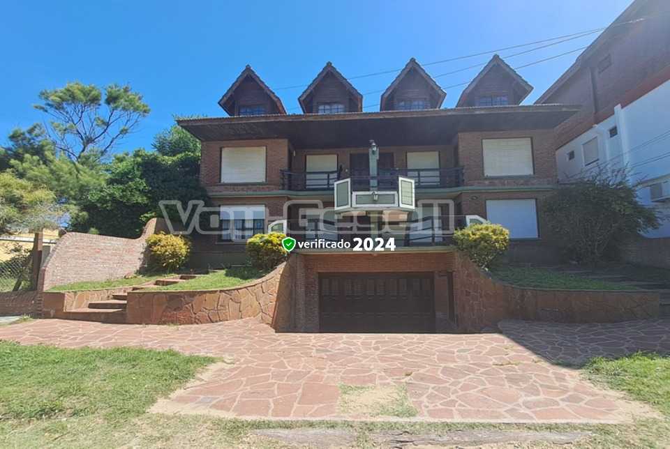 Liliana: Departamento en Villa Gesell zona Centro