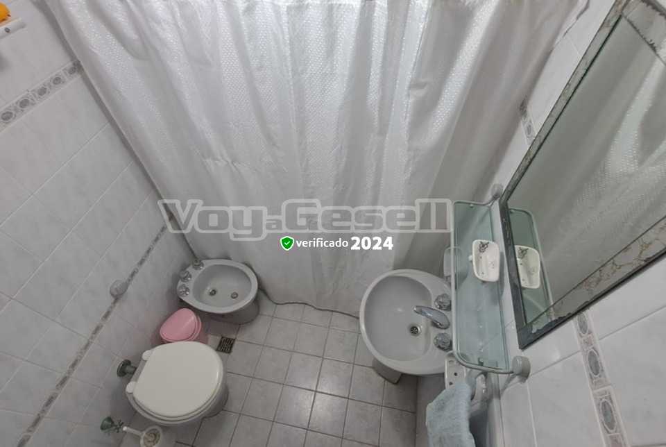 Alquilo Departamento Liliana en Villa Gesell zona Centro a 300 mts de la Playa