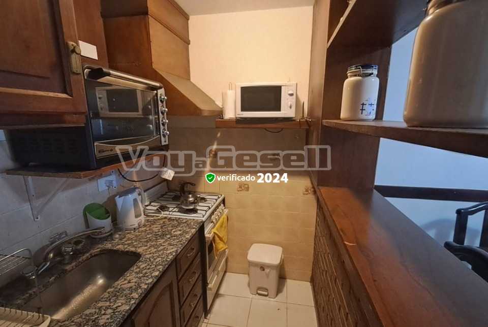 Alquilo Departamento Liliana en Villa Gesell zona Centro a 300 mts de la Playa 