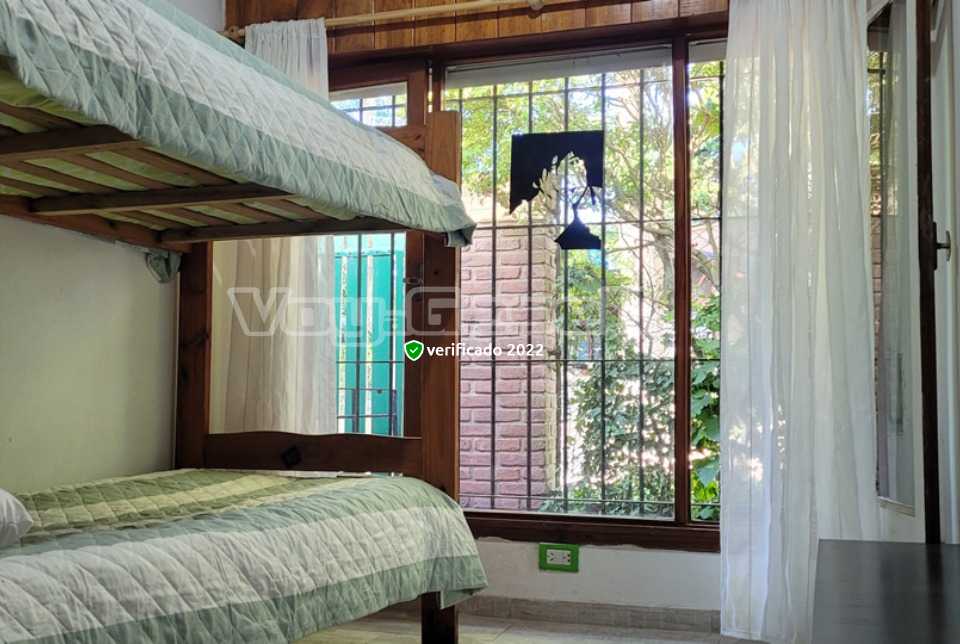 Alquilo Casa Lluna en Villa Gesell zona Centro a 1000 mts de la Playa