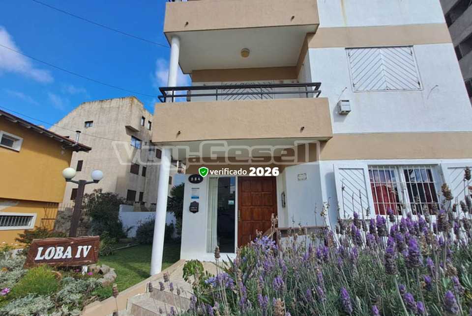 Alquilo Departamento LOBA IV 4C en Villa Gesell zona Centro Comercial a 190 mts de la Playa 