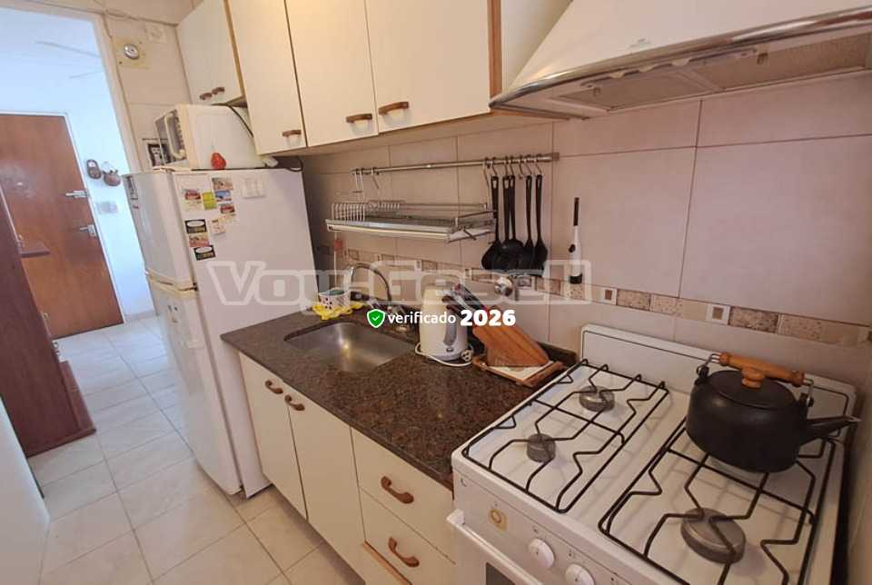 Alquilo Departamento LOBA IV 4C en Villa Gesell zona Centro Comercial a 190 mts de la Playa 