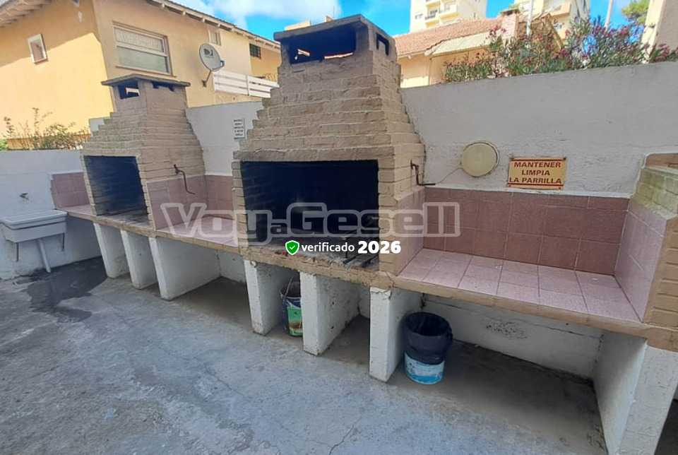Alquilo Departamento LOBA IV 4C en Villa Gesell zona Centro Comercial a 190 mts de la Playa