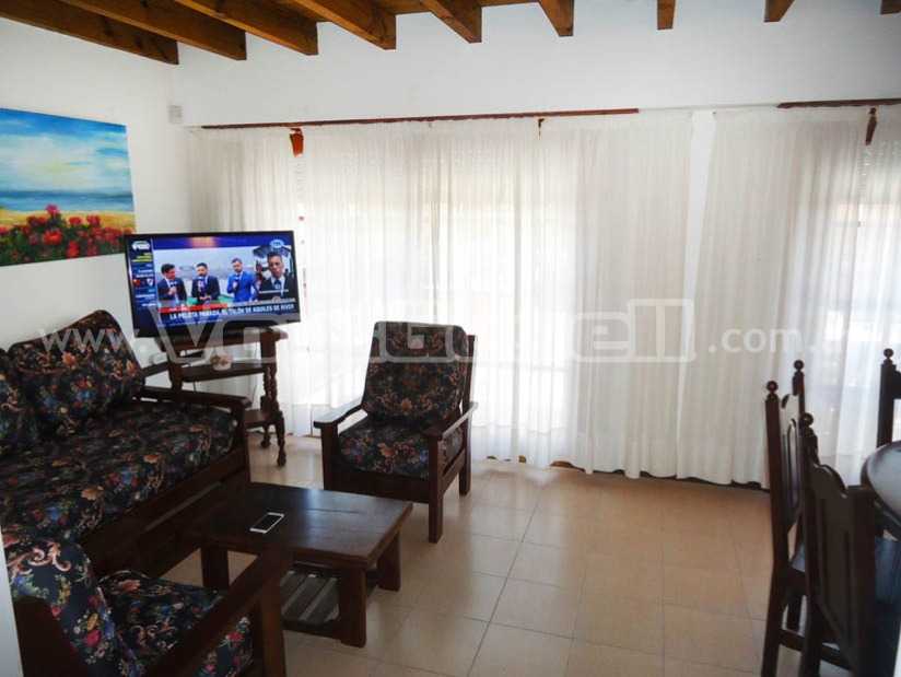 Alquilo Departamento Lomita Verde 6to en Villa Gesell zona Centro Comercial a 100 Mts de la Playa 